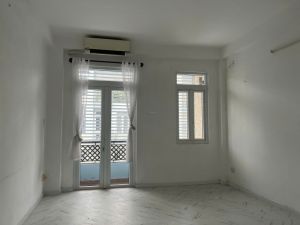 Nhà 4 tầng hẻm ô tô Tạ Quang Bửu P2 Q8
