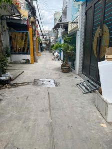 Nhà bán hẻm thông, gần MT Bùi Minh Trực P5 Q8